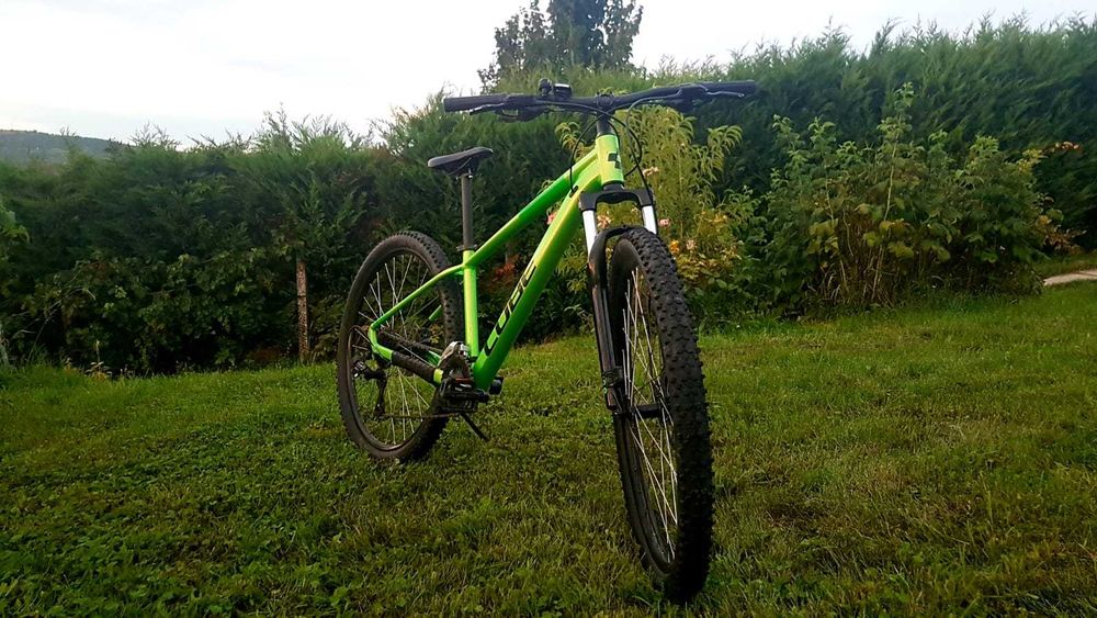 Vând bicicletă mtb Cube aim one