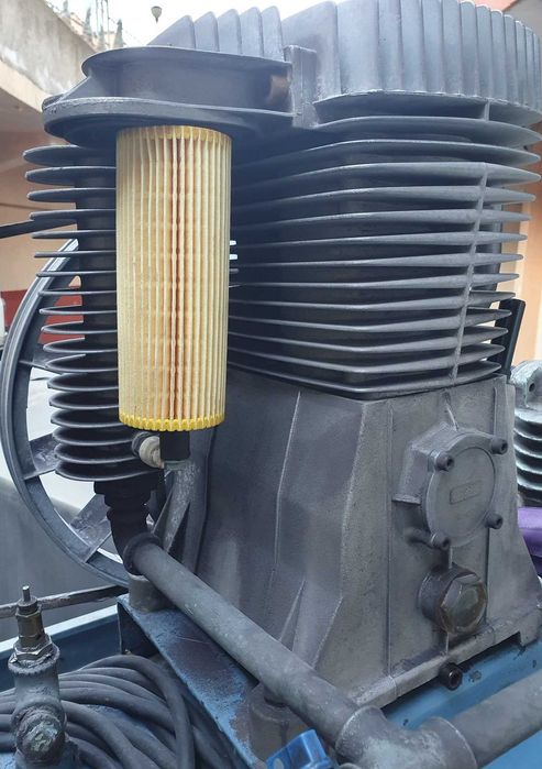 Въздушен компресор 400V с ABAC B7000 глава