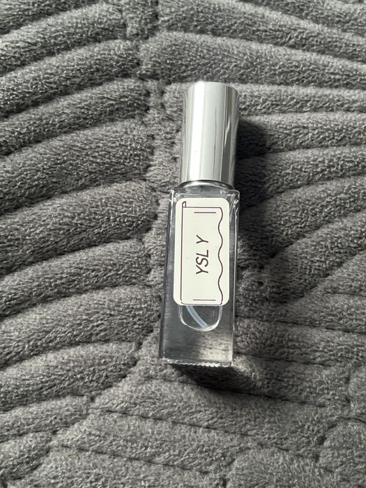 Продам Ив-Сен-Лоран Ю