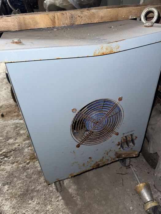 Сварочный аппарат