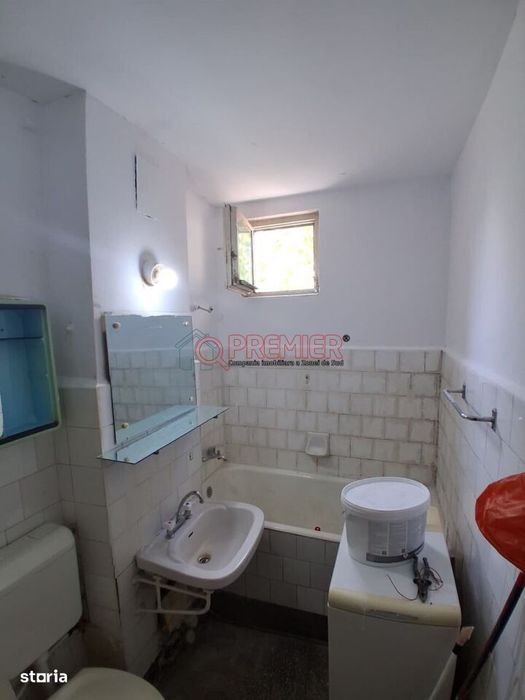 2 Camere de Vânzare | Strada Vatra Dornei nr. 1