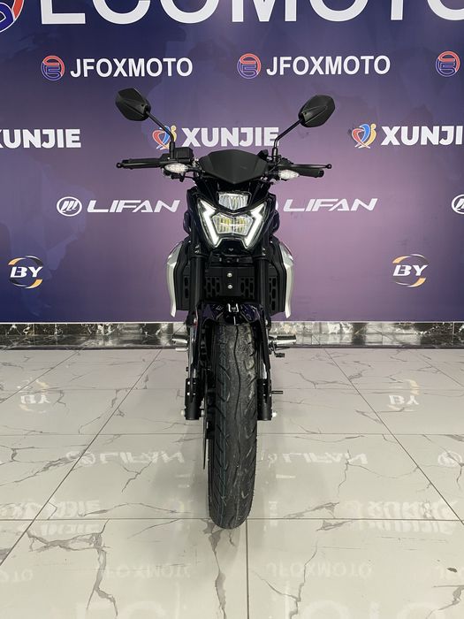 Мотоцикл Lifan SR220 Streetstyle
