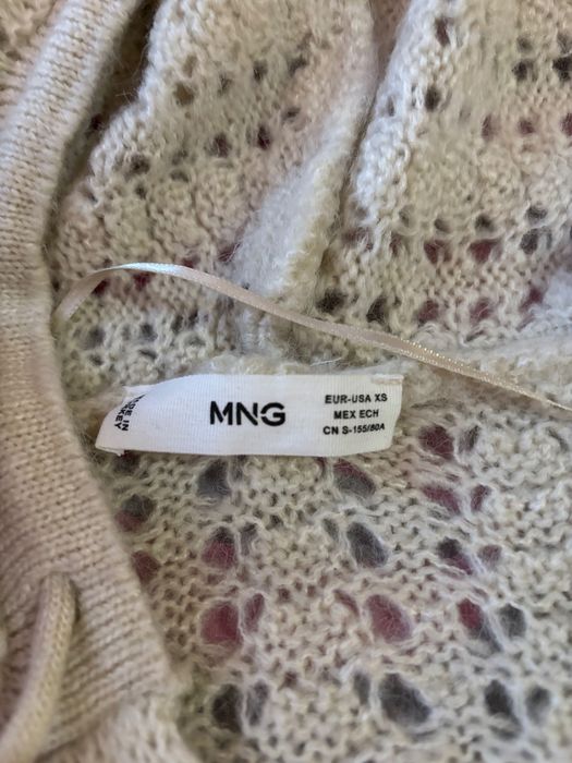 Мека жилетка Mango