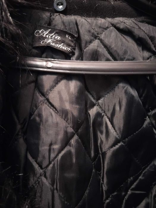 Продавам елегантно дамско палто