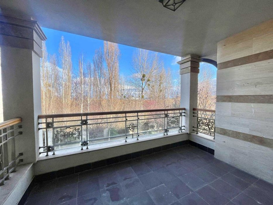 Продава се Тристаен апартамент в к.к. Слънчев бряг - 155 кв.м за 1542 €/кв.м - Снимка #13