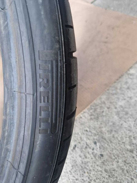 2 Pirelli R21 355/25/ 
летни гуми  DOT0220