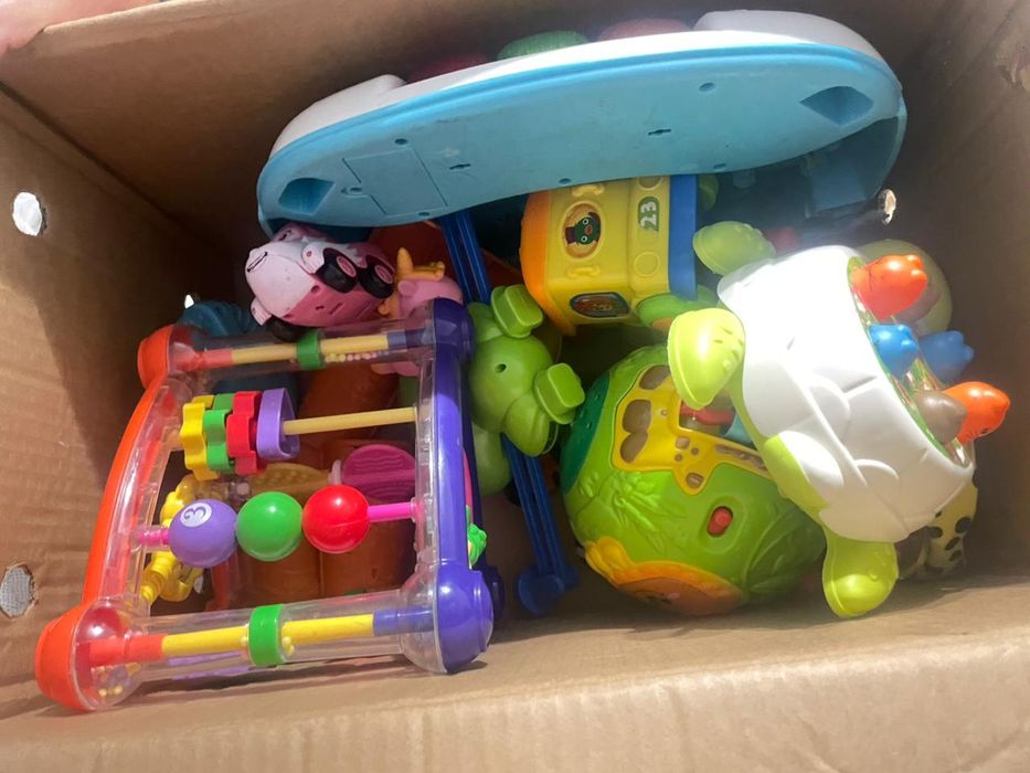 Отдам игрушки за шоколадку