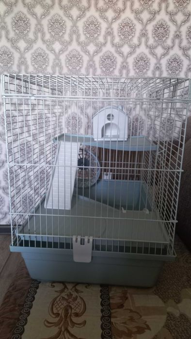 Продам клетку для хомяка