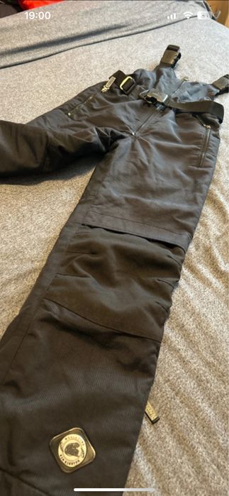 Salopeta neagra ski marca Iguana