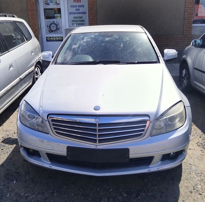 Grila bara fata Mercedes C-Class w204 NonFL an 2007-2012