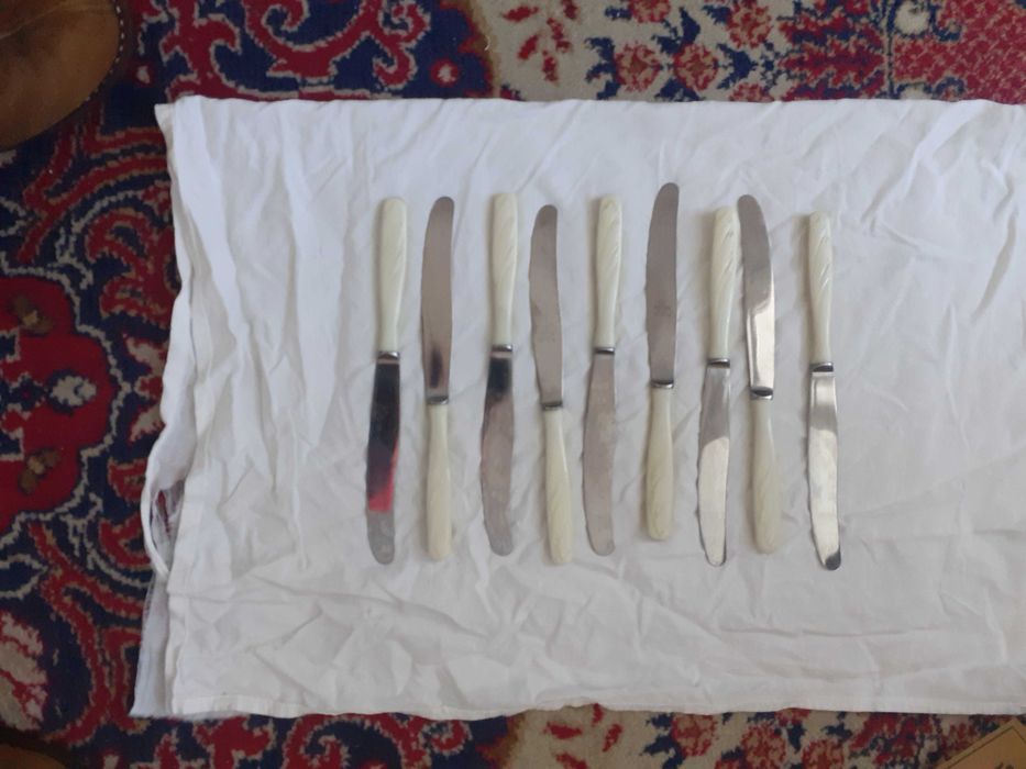 Продавам нови руски ножове за хранене - 9 броя