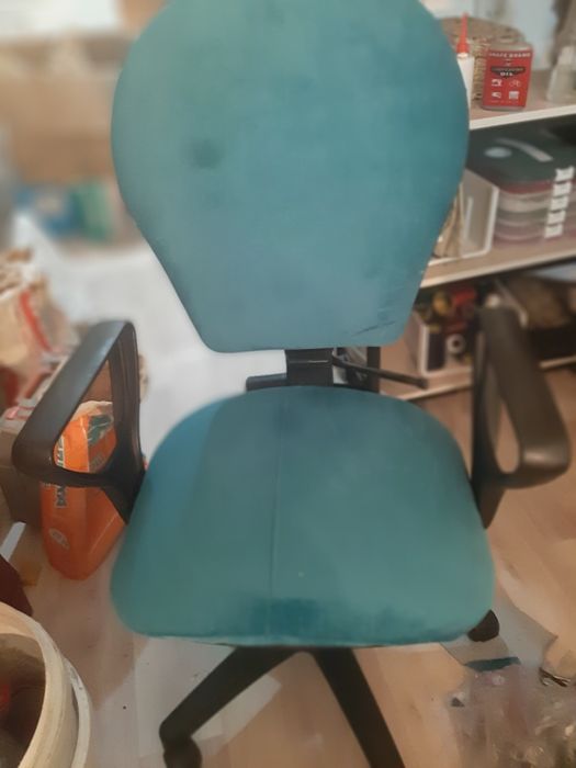 Продам кресло офисное