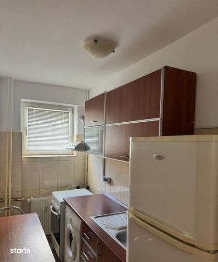 Ferdinand / Avrig  Primarie / bl mixt / decomandata / renovata /