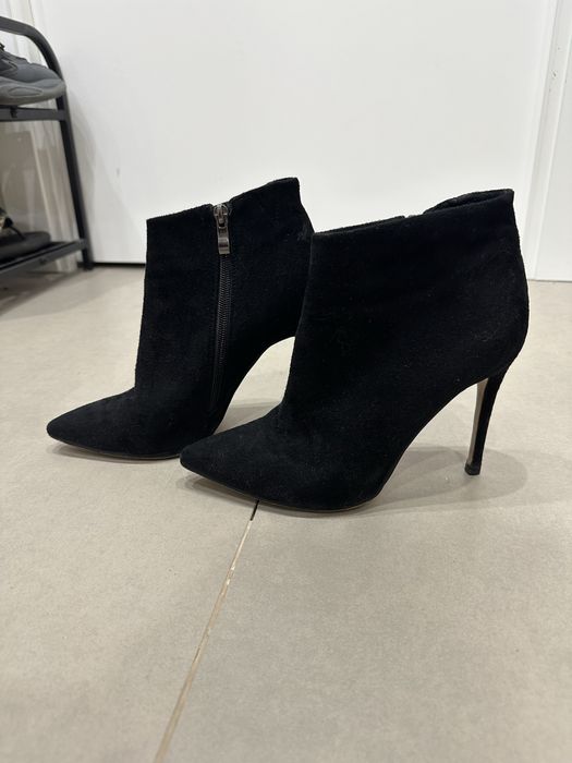 Ботильоны сапоги на шпильке