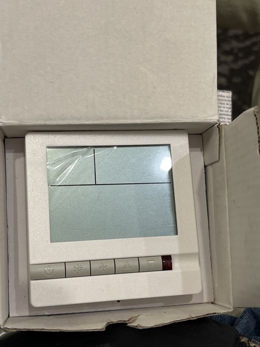 Стаен термостат HL108 DB - неизползван