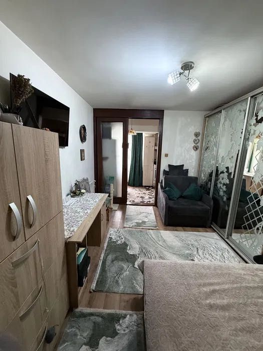 Vând garsonieră zona gara Burdujeni, Suceava