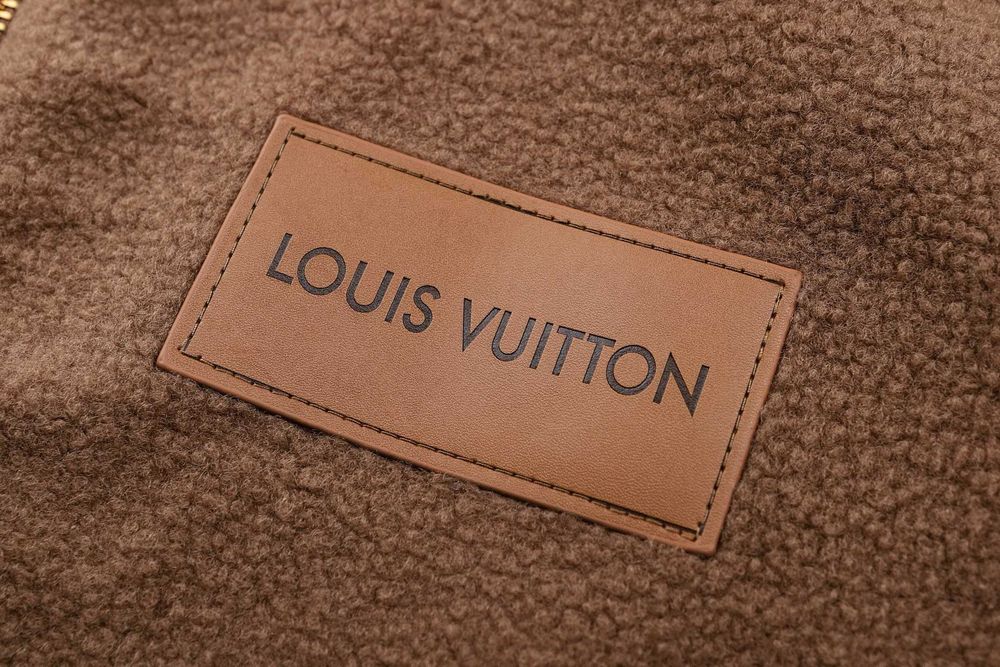 Geaca Louis Vuitton cu blana Premium