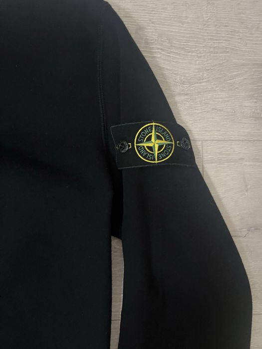Суитчъер Stone island