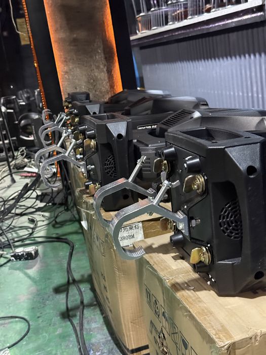 Beam 380  , светомузыка для ресторана или клуба