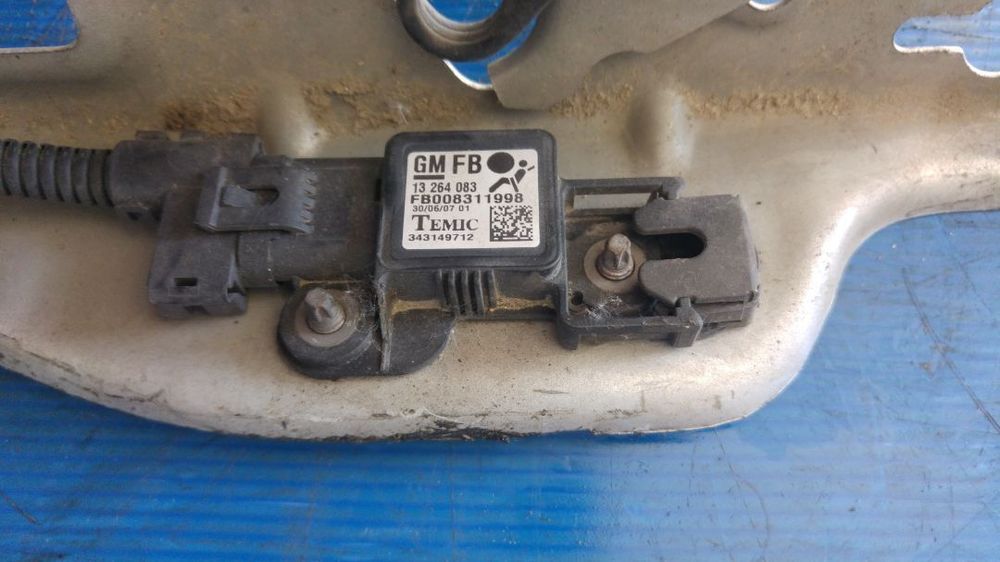 traversa fata cu senzor impact opel astra h 13264083