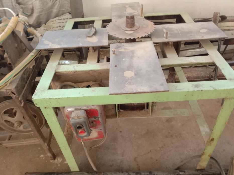 5 хил турдаги комплект ишлаб турган пларам станоклар сотилади.