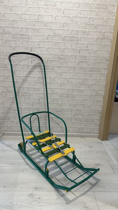 Санки с колесиками