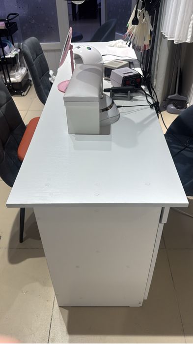Срочна продам. Для маникюра новый