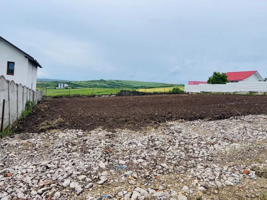 Teren Simnicul de sus