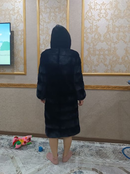 Продам норковую шубу