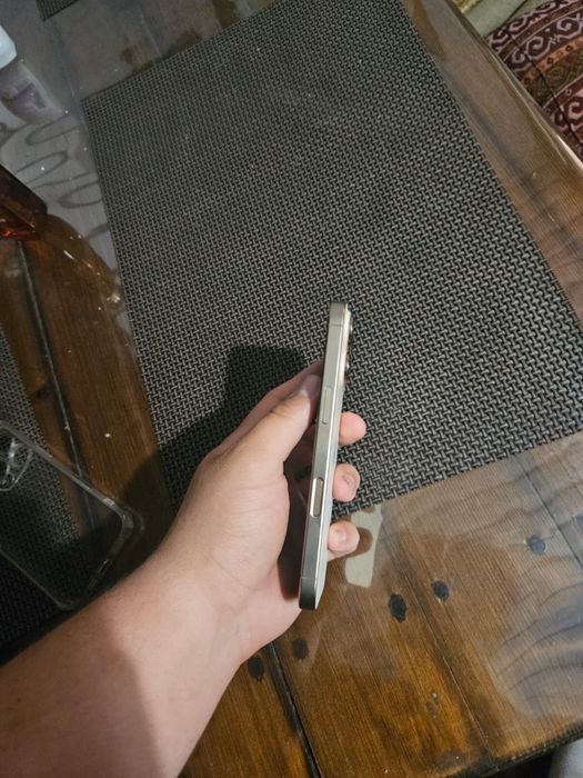 iPhone 16 pro 128gb