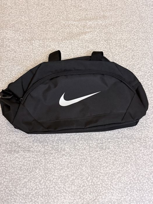 Сак на nike