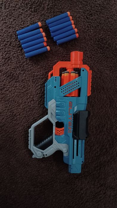 Blaster Nerf Elite 2.0 - Commander RD-6