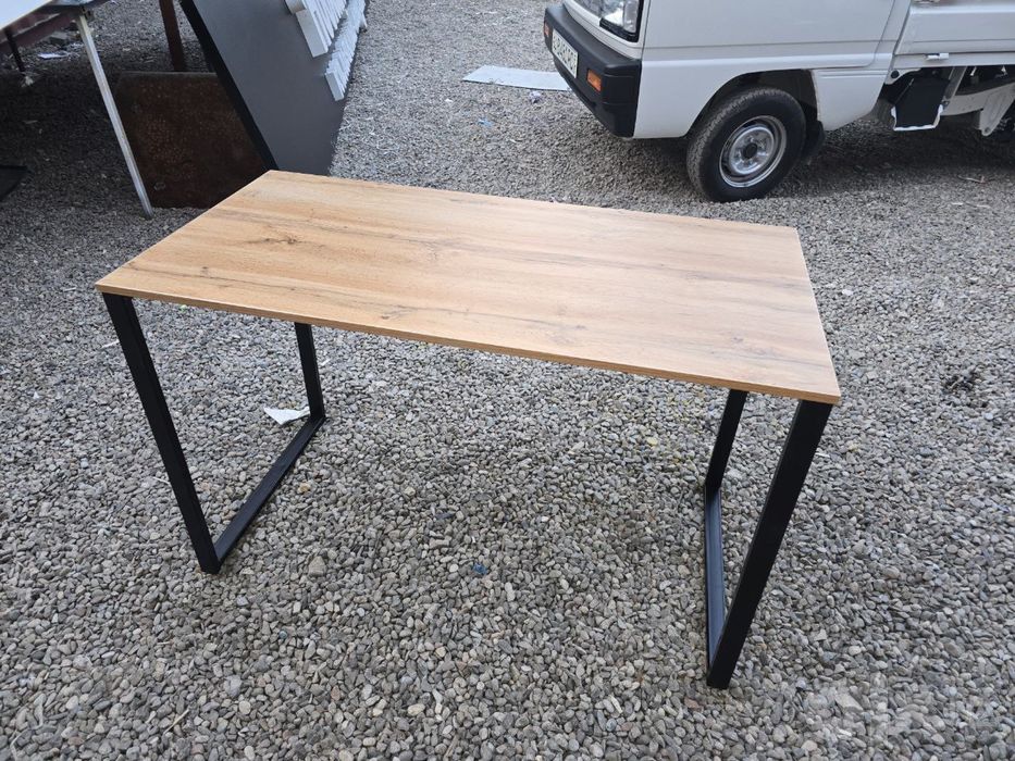 Buyurtma asosida stollar, istalgan o'lchamda — loft uslubi
