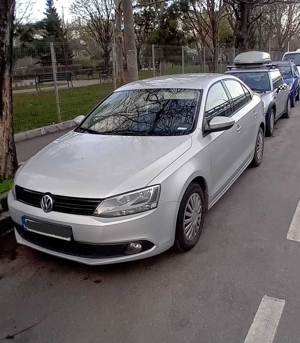 Volkswagen Jetta 1.6 TDI – 2013 – 105 CP – stare perfectă, primul și unicul proprietar România