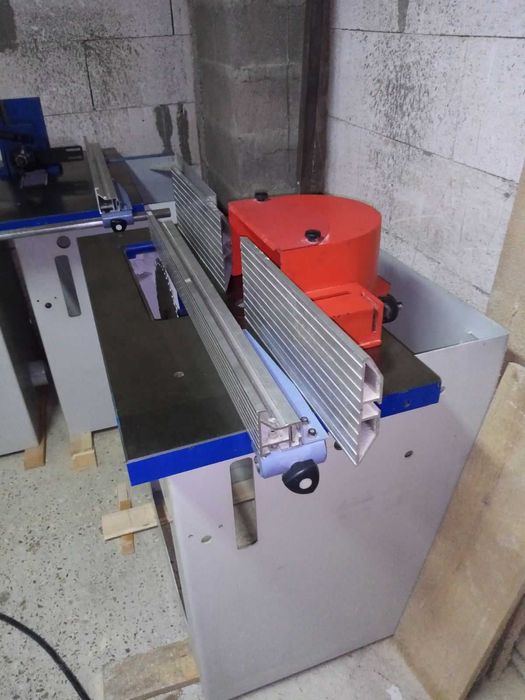 Резервни части за дърводелски машини