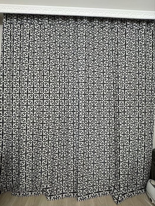 Продам шторы (+тюль) на 2 окна