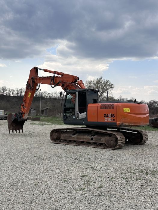 Excavator pe senile de fier Hitachi ZX210 LC-3 2010/8152h/senile noi