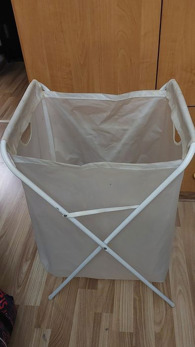 Кантейнер  для грязного белья