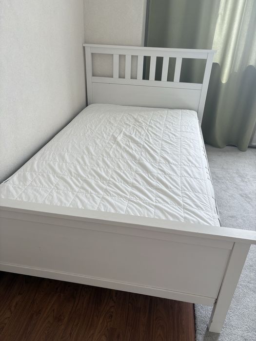 Продам кровать Икеа Хемнэс