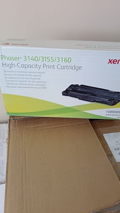 Картриджи новые запакованные черные