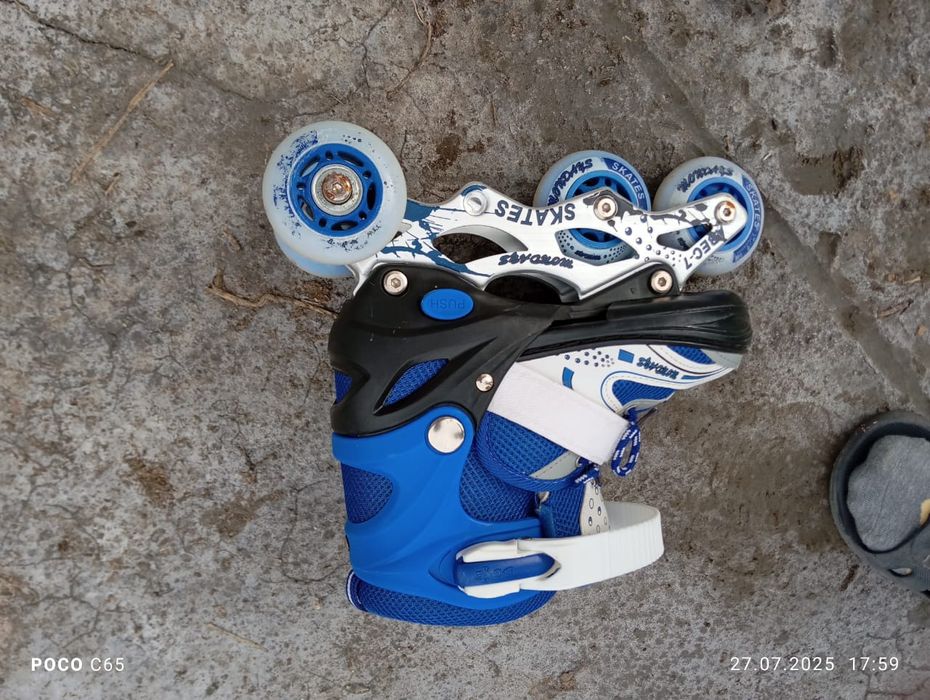 Ролик сатылады багасы 3500 тг