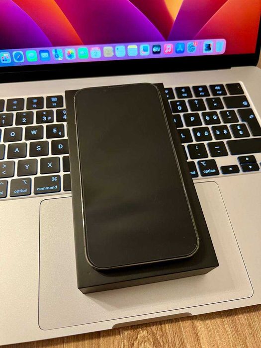 Продам iPhone 14 Pro Max 256 GB Space Black