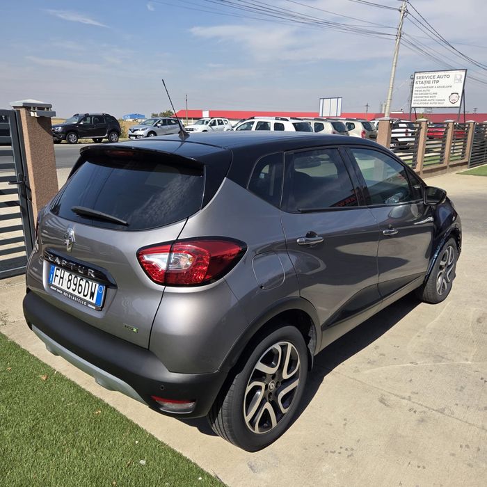 Renault Captur 1,5 D an 2017 , euro 6 , 6400€