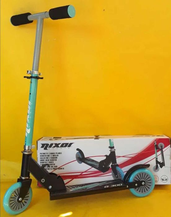 Trotineta cu punte scurta NIXOR NOUA - 95 Lei