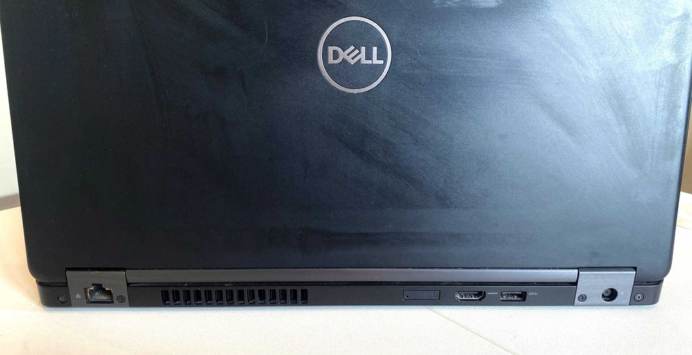 Ноутбук Dell Latitude 5490