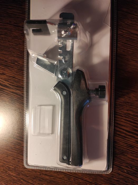 Cleste metalic sistem nivelare CONFORT