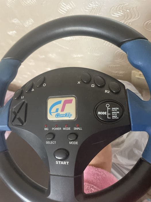 Продам игровой руль на компьтер