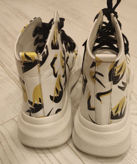 Дамски боти естествена кожа