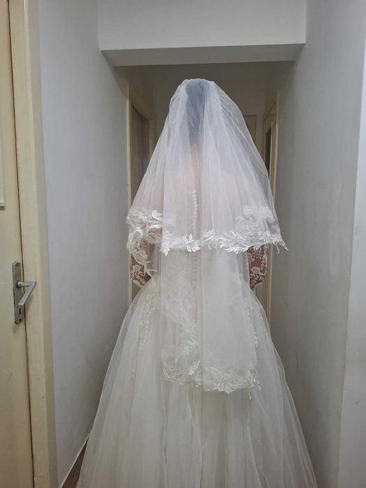 Rochie de mireasă bine întreținută