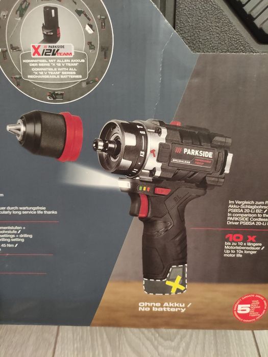 Bormasina cu percutie Parkside Performance pe acumulator de 12 V